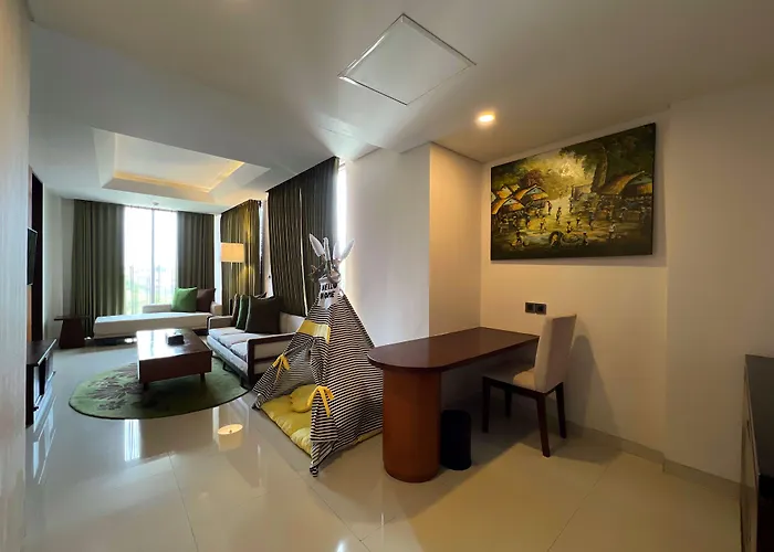 Golden Tulip Jineng Bali 4* Кута